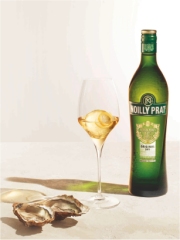 Des huîtres avec un cocktail à base de Noilly Prat
Photo : © Noilly Prat