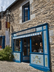 Une rue à La Gacilly (Morbihan)
Photo : © Sébastien Le Gourrierec