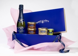 Comtesse du Barry pense aux amoureux...