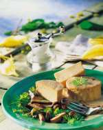 Les timbales de coquilles Saint-Jacques à la fondue d'échalotes et de cèpes
de Comtesse du Barry