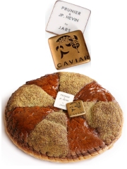 Galette des Rois par Jean-Paul Hévin - Prunier - Jars - Epiphanie 2012
Photo : DR