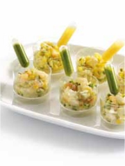 Mini-coupes apéritives et leurs pipettes