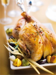 Dinde farcie aux pruneaux, marrons et Armagnac