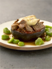 Agneau façon Pizzaïolo
Photo : © Pierre-Louis Viel - Stylisme : Valéry Drouet