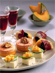 Bouchées de Melon du Quercy à la mozzarella
Photo : © Yves Bagros