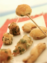 Beignets de morue et légumes
Photo : © Daniel Pype