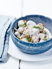 Boulettes de veau aux champignons et à l'aneth
Photo : ©  J.C Amiel / O.Souksis Savanh