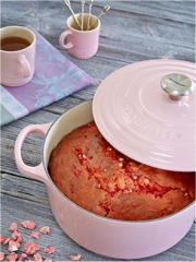 Brioche à la Rose et aux Pralines
Photo : © Le Creuset