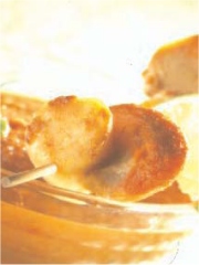 Petites brochettes de noix de Saint-Jacques accompagnées de leur Gaspacho
Photo : © Syndicat des Surgelés