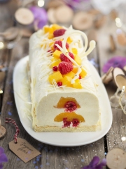 Bûche semi-glacée au chocolat blanc et cœur de fruits
Photo : © Patricia Kettenhofen / Elle&Vire