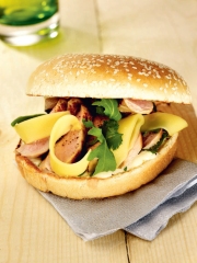 Burger de veau au Comté et roquette
Photo : © CIGC