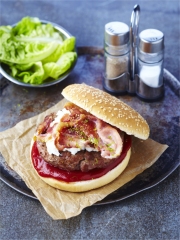 Burgers d'Agneau Bio au Chèvre et au Bacon
Photo : © Jean-François Mallet