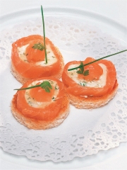 Canapés de saumon à la Chavignolaise
Photo : © Caféine