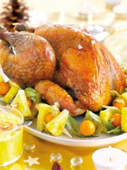 Chapon de Pintade Fermier Label Rouge compotée d'ananas aux 4 épices
Photo : © SYNALAF