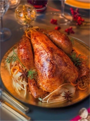 Chapon Fermier Label Rouge rôti aux parfums d'agrumes et d'anis
Photo : © Volailles Label Rouge