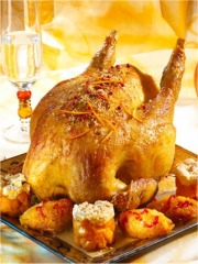 Chapon fermier des Landes au sésame, crumble de potimarron et chutney d'ananas
Photo : © Volailles Fermières des Landes