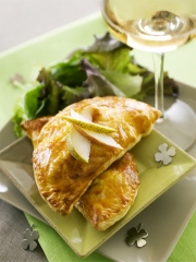Petit chausson à la pomme, à la poire et au munster
