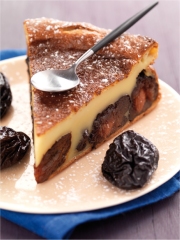 Clafoutis aux pruneaux d'Agen à l'Armagnac
Photo : © Pierre-Louis Viel / Stylisme : Valéry Drouet