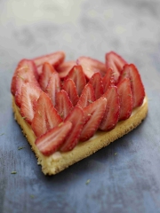 Cœur de fraises de France sur un esprit de cheesecake
Photo : © Jean-Claude Amiel