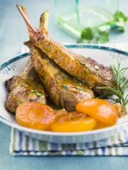 Côtes d'agneau aux abricots