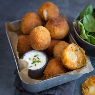 Croquettes de patate douce à la Raclette
Photo : © Stéphanie Iguna @Geekandfood