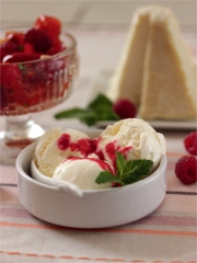 Dessert rouge et Glace au Pouligny Saint-Pierre
Photo : © ANICAP