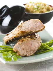 Filet mignon de porc rôti à la coriandre et à l'ail
Photo : © Ducros / Studio Nicolas Louis