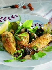 Filets de lapin enrobés de chapelure aux noisettes
Photo : © Christian Adam / Stylisme : Michèle Carles