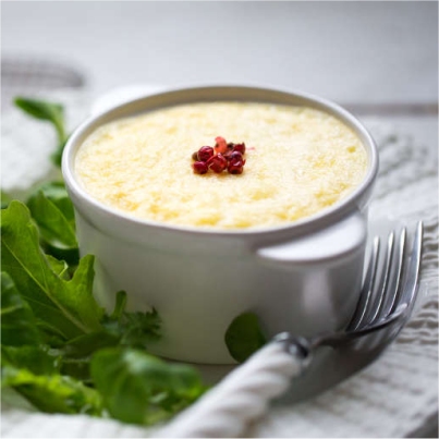 Flans de saint-marcellin, salade d'herbes
Photo : © F. Hamel