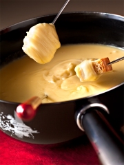Fondue Moitié-Moitié
Photo : © Fromages de Suisse