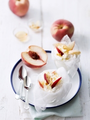 Fontainebleau aux Pêches de nos Régions et amandes
Photo : © Pêches de nos Régions