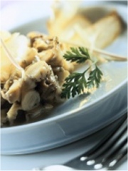 Fricassée de bulots et haddock, chips de céleri
Photo : © Brasseurs de France