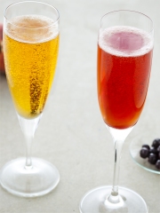 Cocktail Kir breton / Kir normand
Photo : © Cidres de France