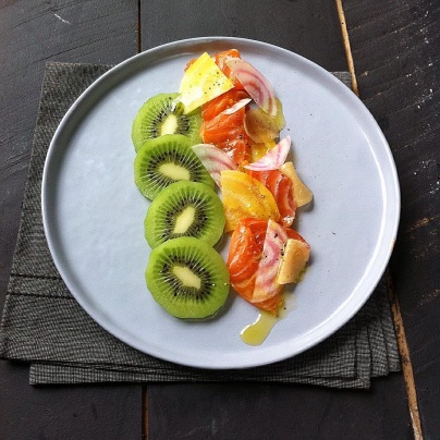 Kiwi de l'Adour façon pickles et saumon mariné aux agrumes
Photo : © J.C Amiel / O. Souksis Savanh pour Qualité Landes / Studio Clin d'œil