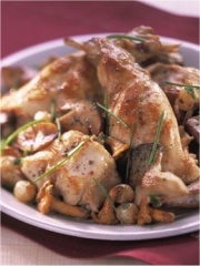 Lapin aux raisins et champignons des bois
Photo : © CLIPP/Y.Bagros