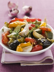 Légumes confits à l'ail
Photo : © ANIAIL