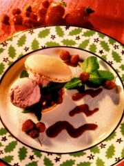 Macaron lisse aux fraises des bois et son Sorbet
Photo : © Centre d'Information des Glaces
