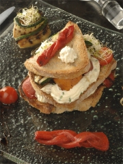 Millefeuille croustillant Banette au crabe et légumes grillés
Photo : © Banette