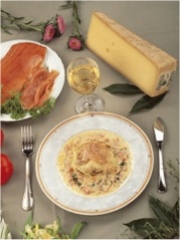 Mille-feuille aux deux saumons et au Comté
Photo : © CIGC