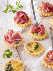Mini-quiches aux pommes de terre, brocolis et Jambon de Parme
Photo : © Consortium du Jambon de Parme