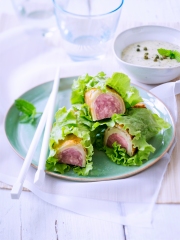 Nems de friand, sauce légère au poivre vert