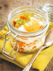 OEufs cocotte aux petits légumes du Sud et chèvre
Photo : © Bertrand Duquenne pour l'Oeuf de nos Villages