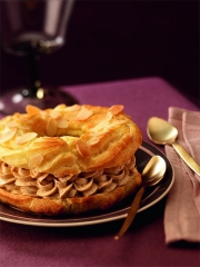 Le célèbre Paris-Brest
Photo : © Daniel METTOUDI/CEDUS