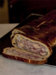 Pâté en croûte de canard
Photo : © Jacques Caillaut / Editions Glénat