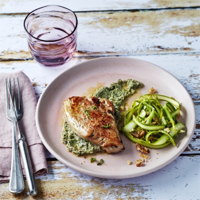 Pavé de Veau Rôti, Anchoïade et Asperges Vertes en Salade
Photo : © Bravo le Veau / Amélie Roche