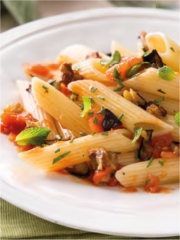 Penne Rigate aux Légumes Méditérranéens et Herbes Fraîches
Photo : © Barilla