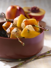 Piquets de volaille aux nectarines de nos Régions et vinaigre balsamique
Photo : © Pêches de nos Régions / Philippe Asset