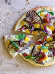 Recette Pizza blanche aux céréales et légumes grillés