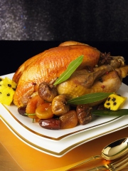 Poularde fermière Label Rouge au miel d'épices et ses fruits d'hiver
Photo : © Volailles Label Rouge