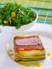 Pressé de filet de veau aux légumes confits
Photo : © Emmanuel Auger / Veau de la Pentecôte